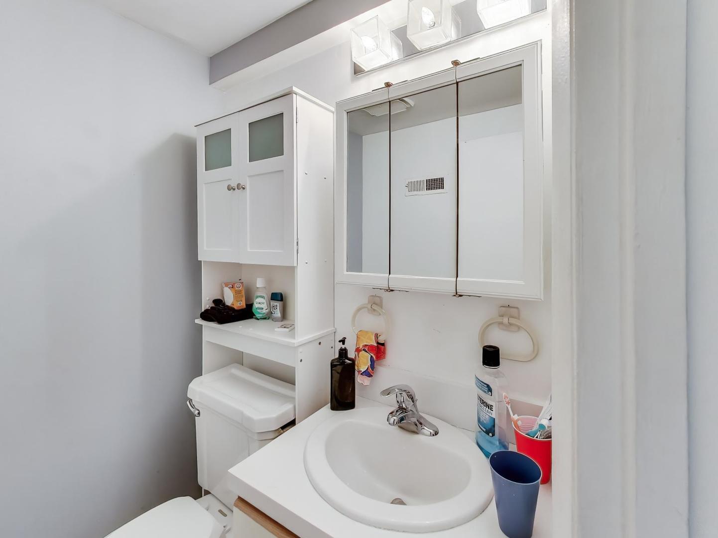 6337 West Roosevelt Road, Unit 105 Oak Park, IL 60402 - Photo 15 of 18