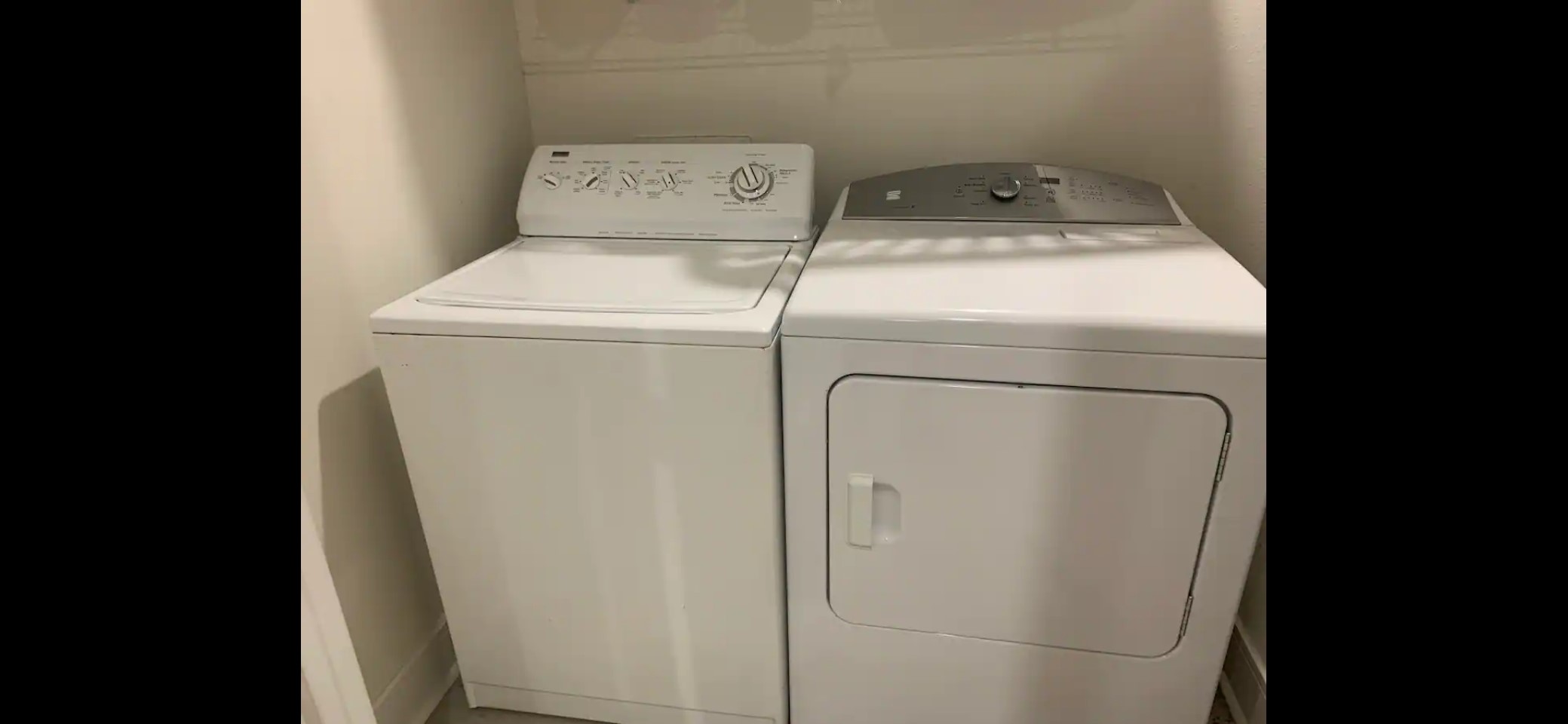 4522 Dixie Drive Houston, TX 77021 - Photo 29 of 33 a utility room with dryer and washer