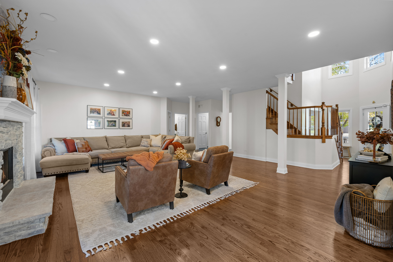 408 Delaware Circle Bolingbrook, IL 60440 - Photo 21 of 47 a living room with furniture and a wooden floor