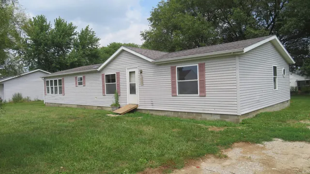 $69,900 | 614 Carol Drive, Walton, IN 46994