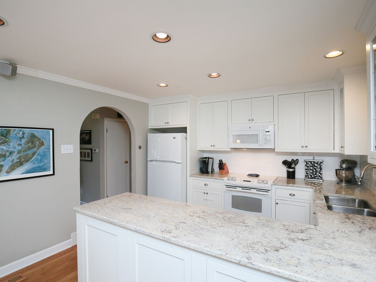 4911 Latimer Road Raleigh, NC 27609 - Photo 11 of 25 Photo 11