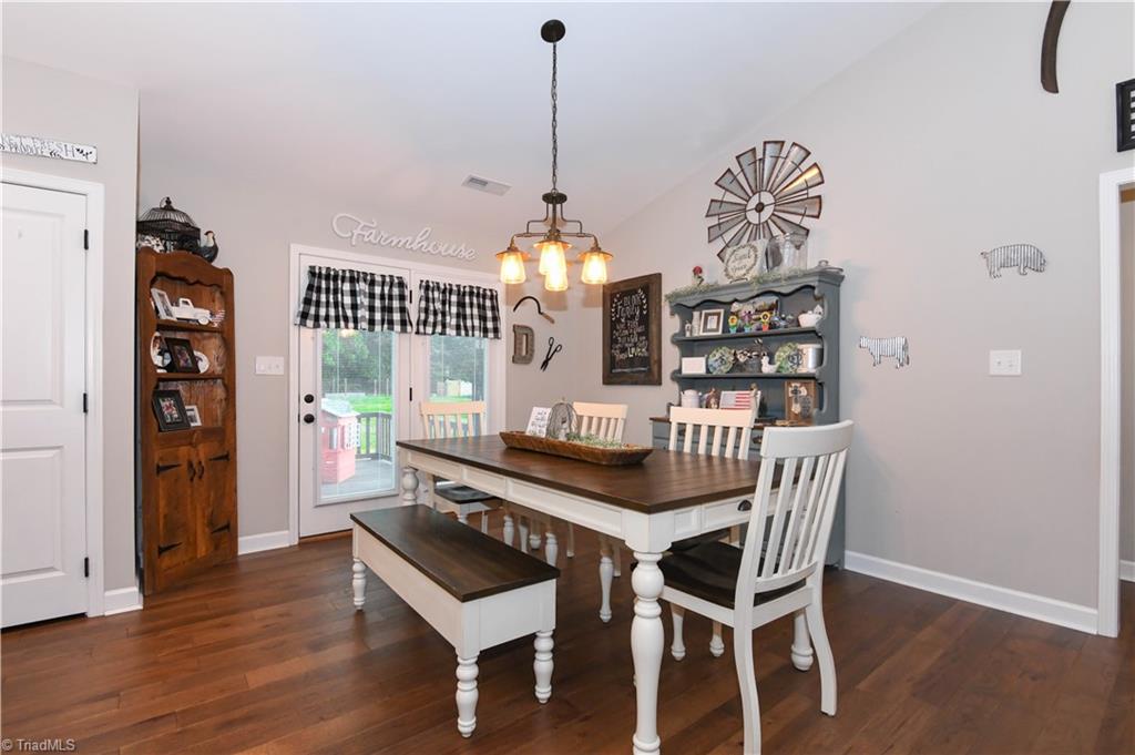 285 Washburn Road Madison, NC 27025 - Photo 13 of 24