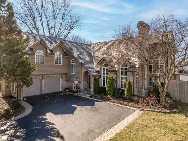 $969,000 | 12910 South Hadfield Drive, Plainfield, IL 60585
