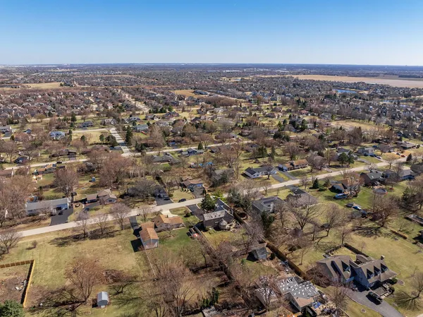 $969,000 | 12910 South Hadfield Drive, Plainfield, IL 60585