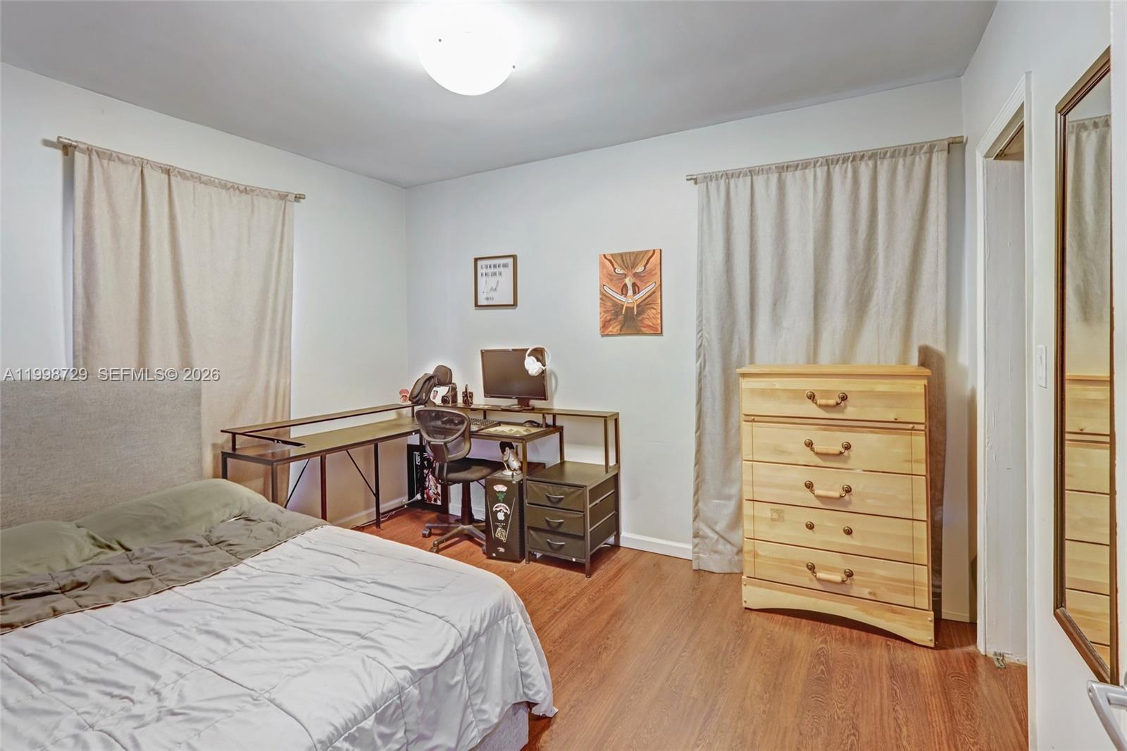 6871 Southwest 37th Street Miami, FL 33155 - Photo 8 of 20