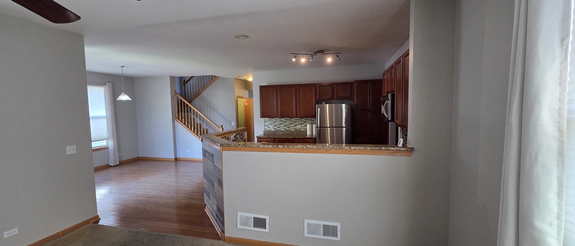 697 Periwinkle Lane Aurora, IL 60504 - Photo 10 of 50