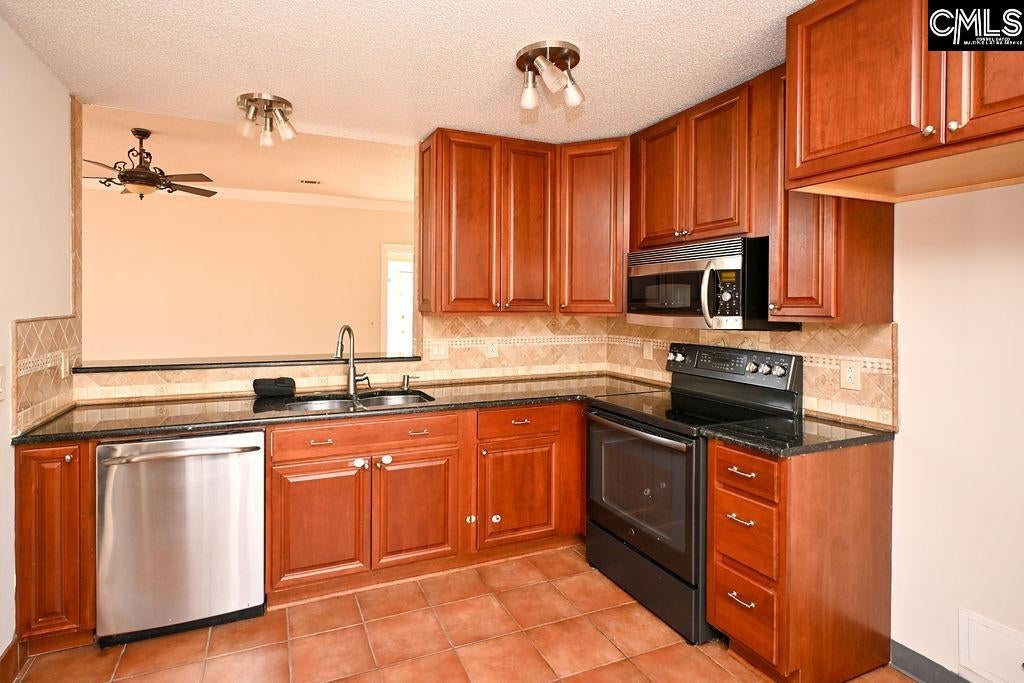 88 Running Deer Road Blythewood, SC 29016 - Photo 6 of 40 Gallery Image 6