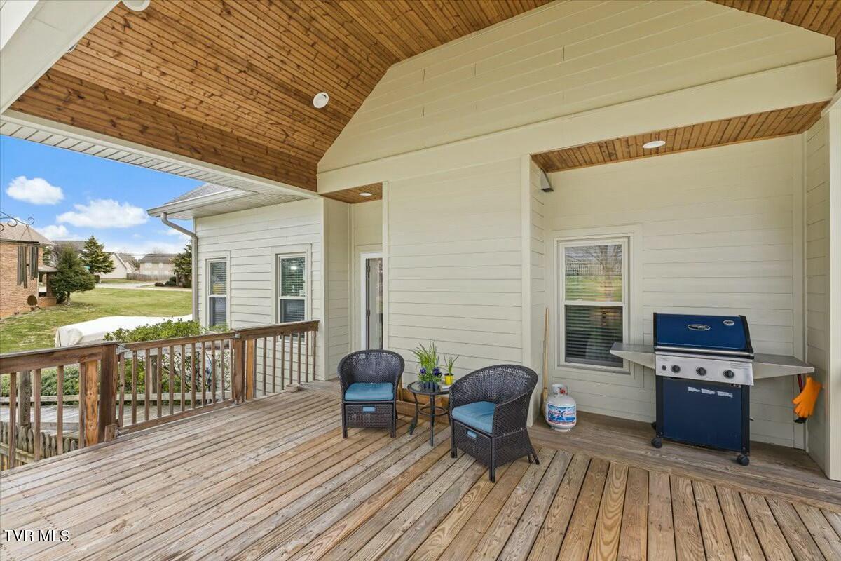 1712 Cooks Valley Road Kingsport, TN 37664 - Photo 54 of 71 tempImagerYUxuR