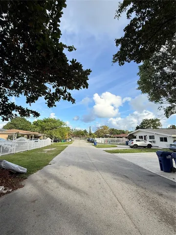 $2,000 | 1267 Northeast 117th Street, Unit 1267, Miami, FL 33161