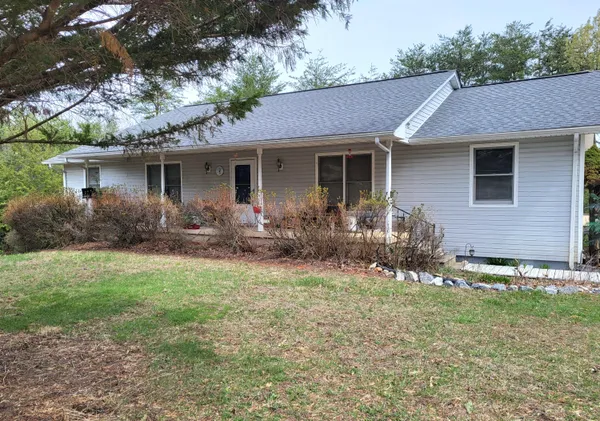 $345,000 | 214 Oakridge Drive, Thaxton, VA 24174