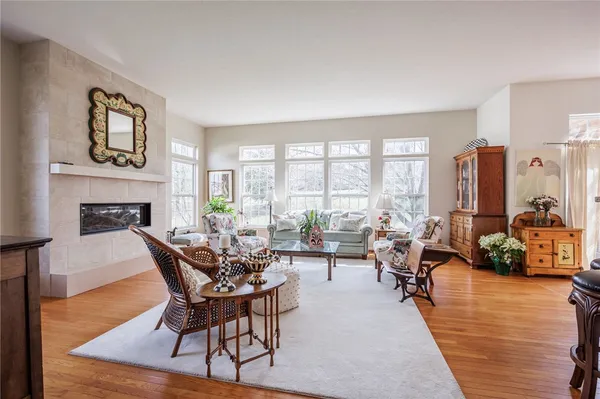 $425,000 | 11 Charissa Run, Henrietta, NY 14623