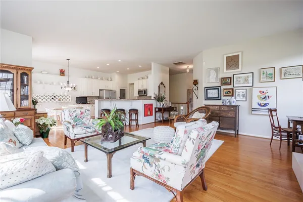 $425,000 | 11 Charissa Run, Henrietta, NY 14623