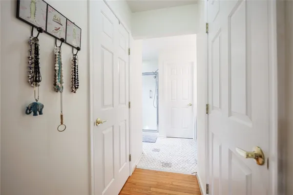 $425,000 | 11 Charissa Run, Henrietta, NY 14623