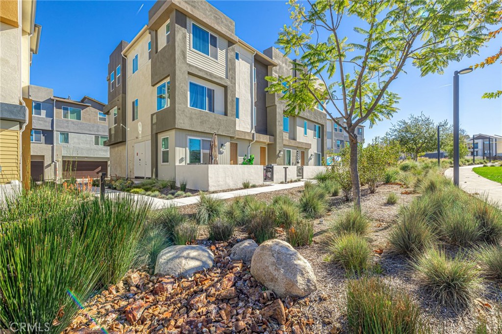 27555 Sanctuary Court Stevenson Ranch, CA 91381 - Photo 1 of 30