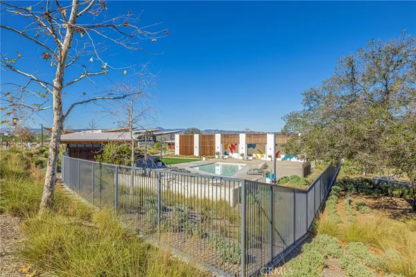 $738,000 | 27555 Sanctuary Court, Stevenson Ranch, CA 91381