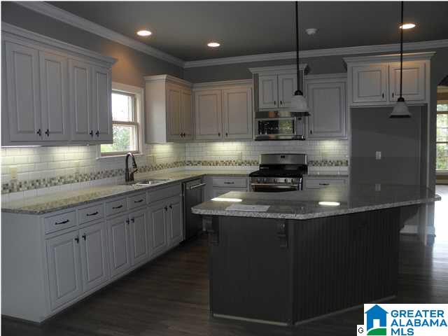 217 Sterling Gate Lane Alabaster, AL 35007 - Photo 8 of 32
