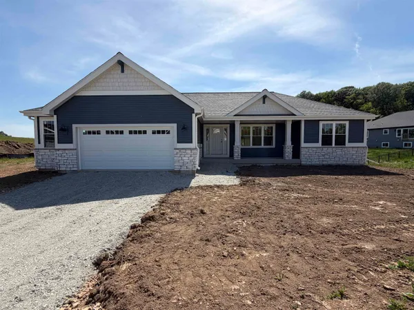 $524,900 | 171 Savannah Parkway, Deerfield, WI 53531