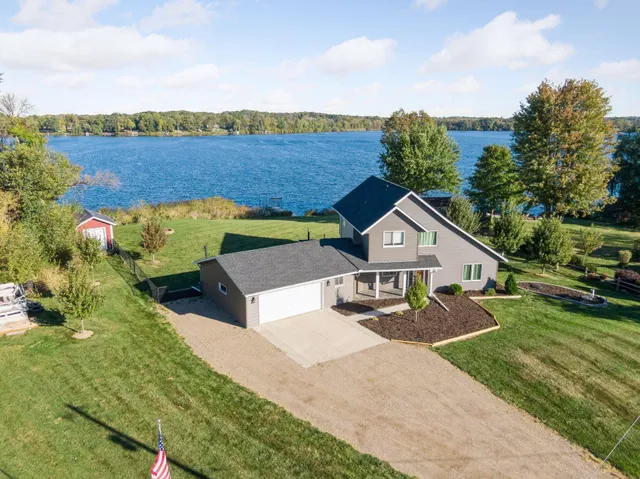 $560,000 | 2580 24th Street Southeast, Buffalo, MN 55313