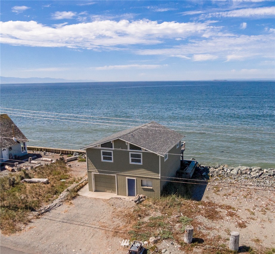 2549 West Beach Road Oak Harbor, WA 98277 - Photo 14 of 25 Gallery Image 14
