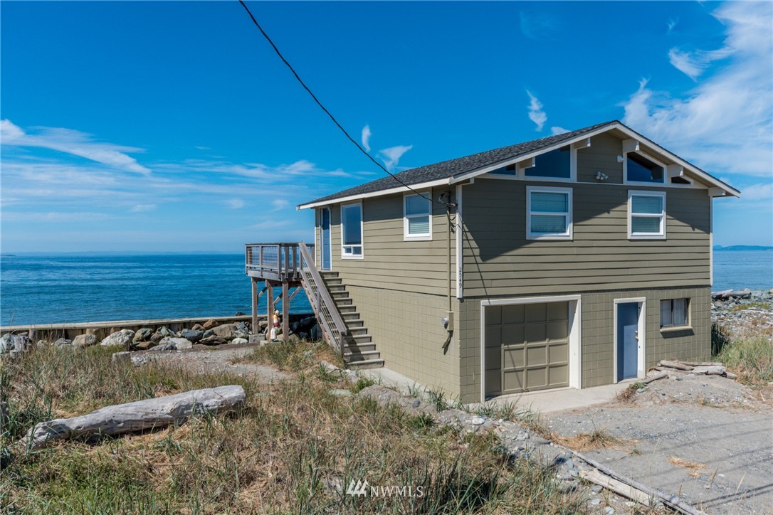 2549 West Beach Road Oak Harbor, WA 98277 - Photo 22 of 25 Gallery Image 22