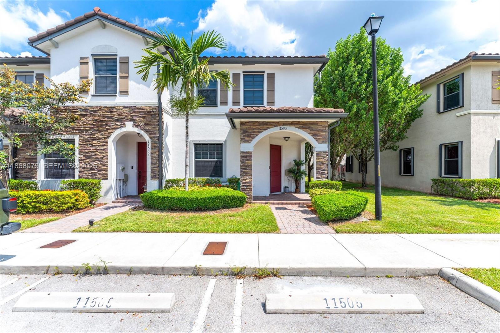 11505 Southwest 250th Street Homestead, FL 33032 - Photo 2 of 24