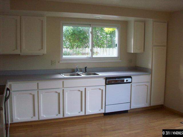 7629 Rhinestone Circle Reno, NV 89511 - Photo 4 of 13 Photo 4