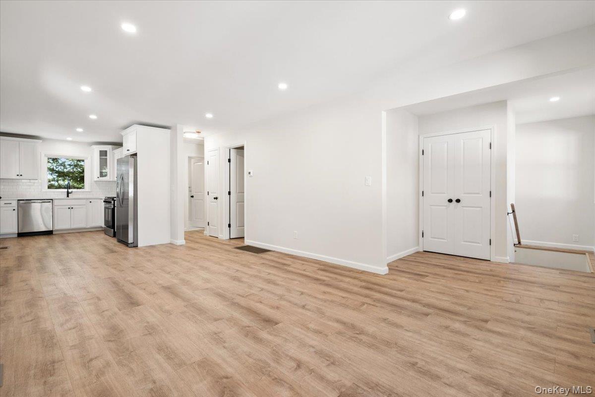 110 Pleasant Road Lake Peekskill, NY 10537 - Photo 3 of 50 Gallery Image 3