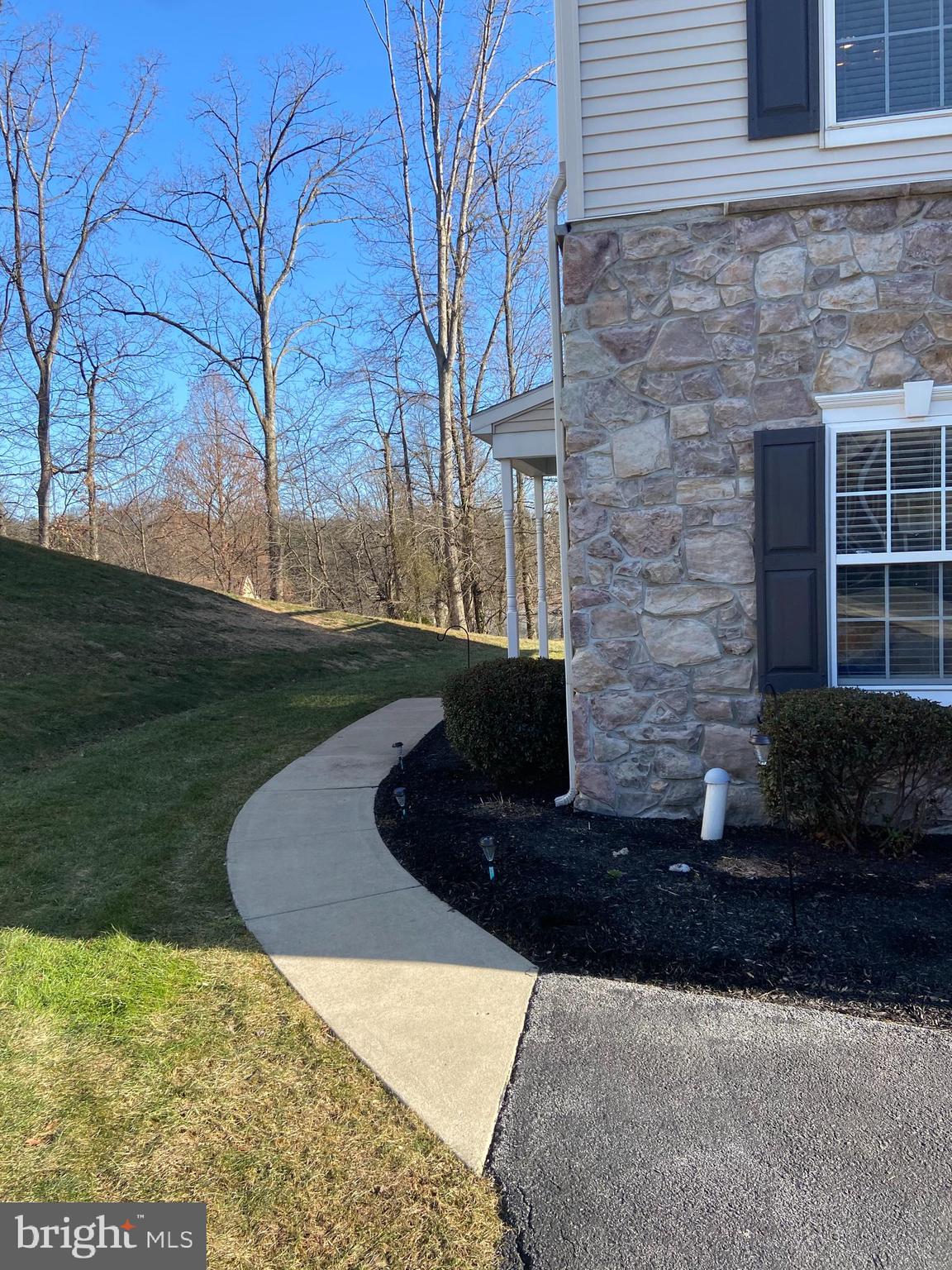 441 Marion Road York, PA 17406 - Photo 2 of 5 Gallery Image 2