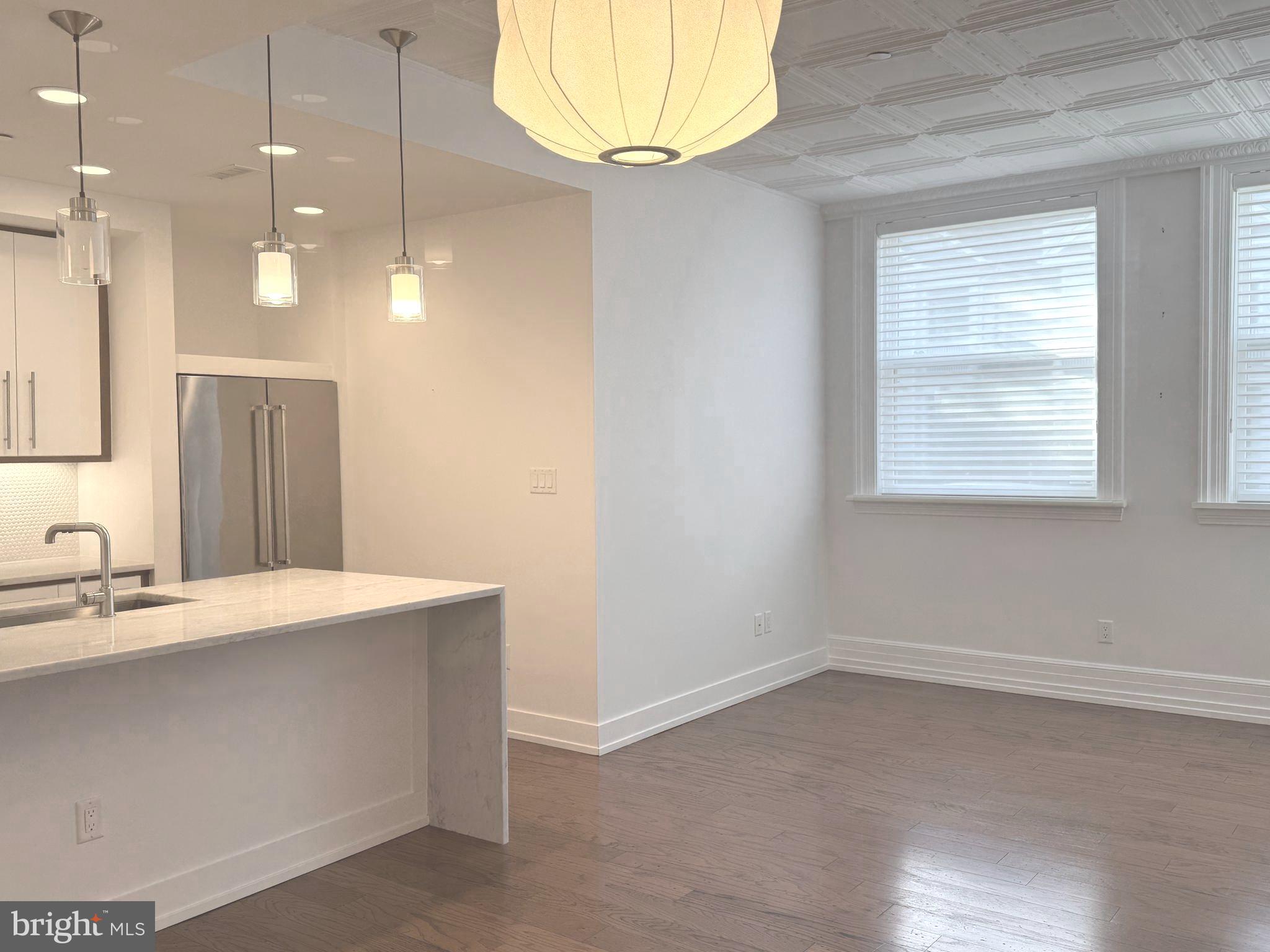 2747 Linden Lane, Unit 104 Silver Spring, MD 20910 - Photo 4 of 29 Convenient open concept