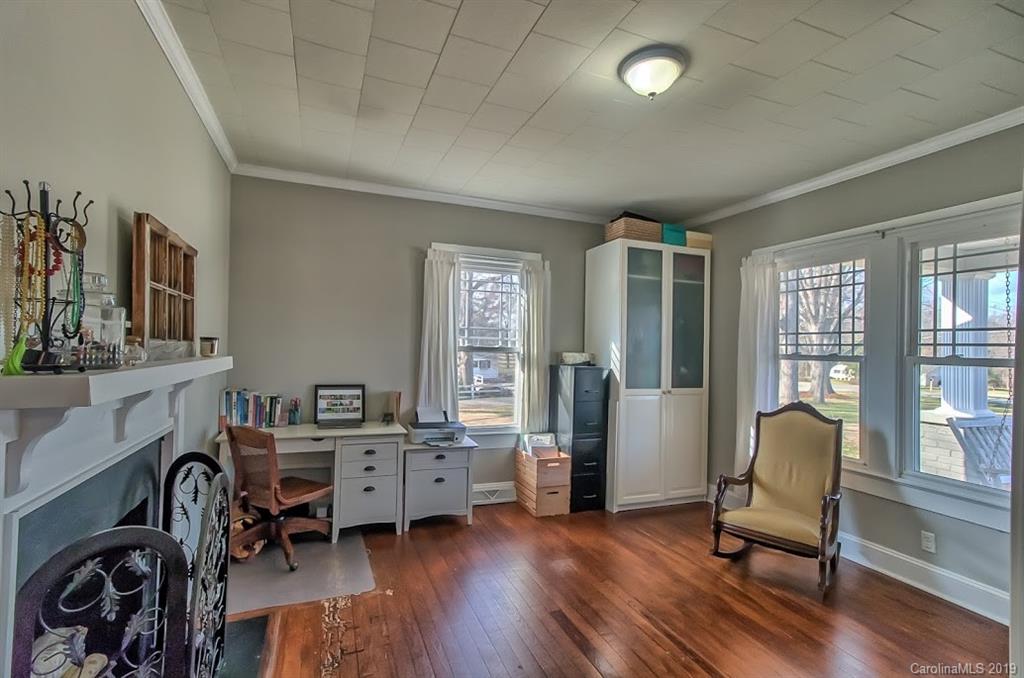 2027 Sam Wilson Road Charlotte, NC 28214 - Photo 7 of 27 Gallery Image 7