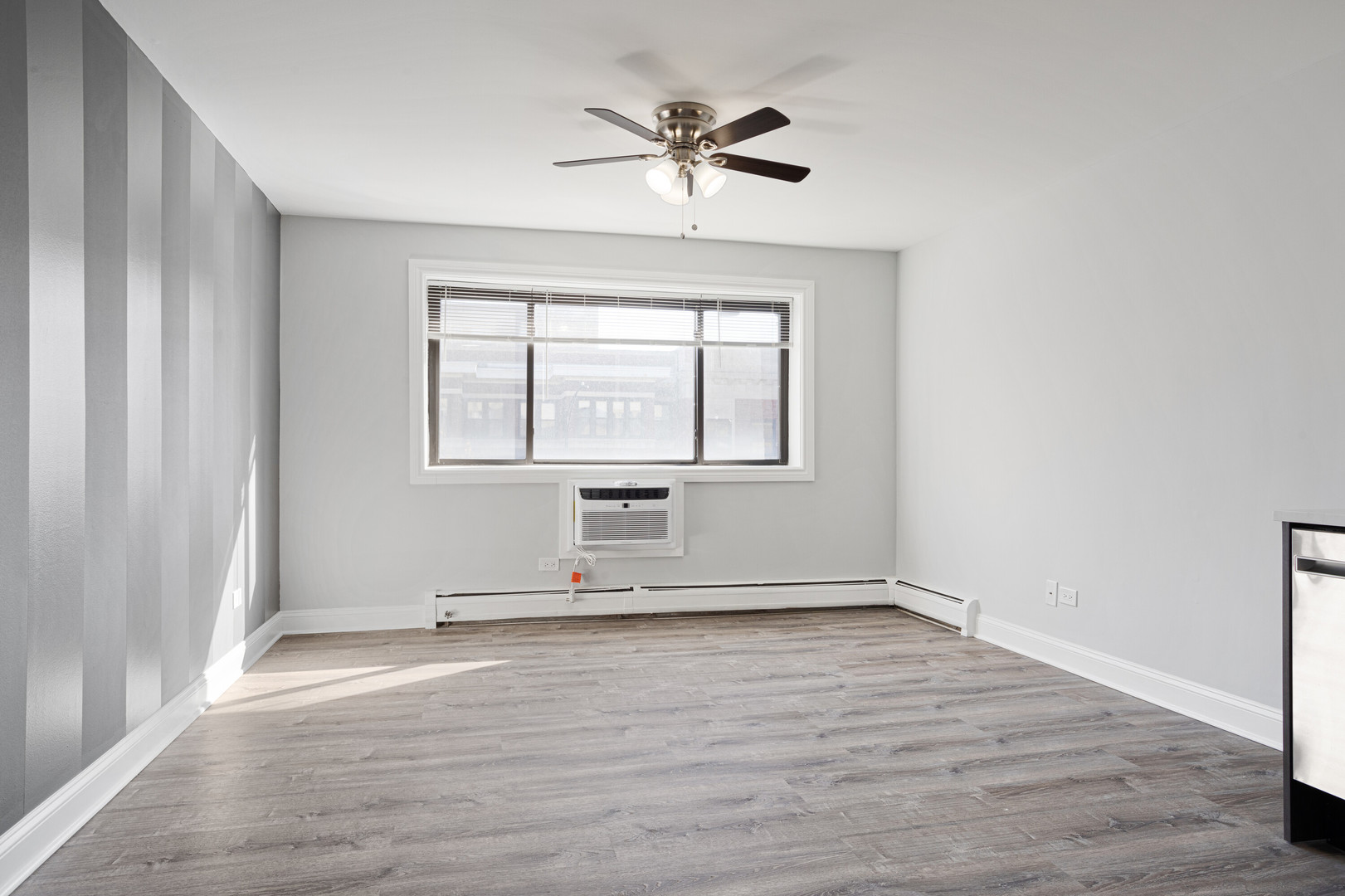 6758 North Sheridan Road, Unit 434 Chicago, IL 60626 - Photo 7 of 13