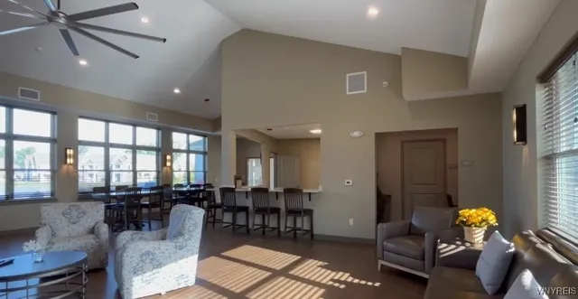 $1,995 | 3020 Deer Lakes Drive, Amherst, NY 14228