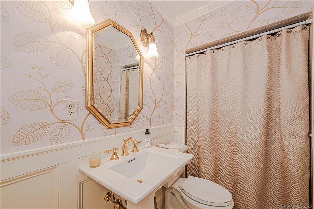 2018 Sharon Road Charlotte, NC 28207 - Photo 25 of 41 Gallery Image 25