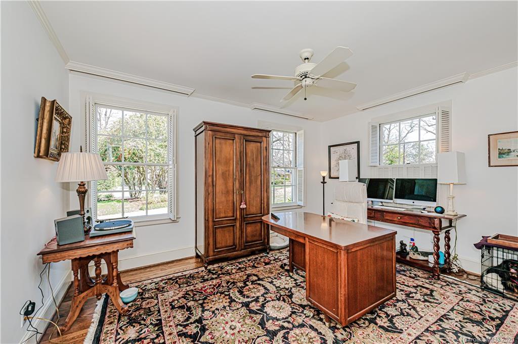 2018 Sharon Road Charlotte, NC 28207 - Photo 26 of 41 Gallery Image 26