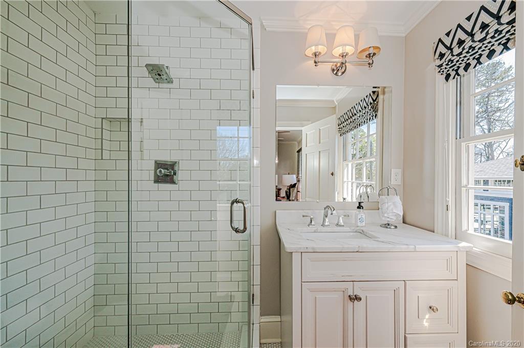 2018 Sharon Road Charlotte, NC 28207 - Photo 34 of 41 Gallery Image 34