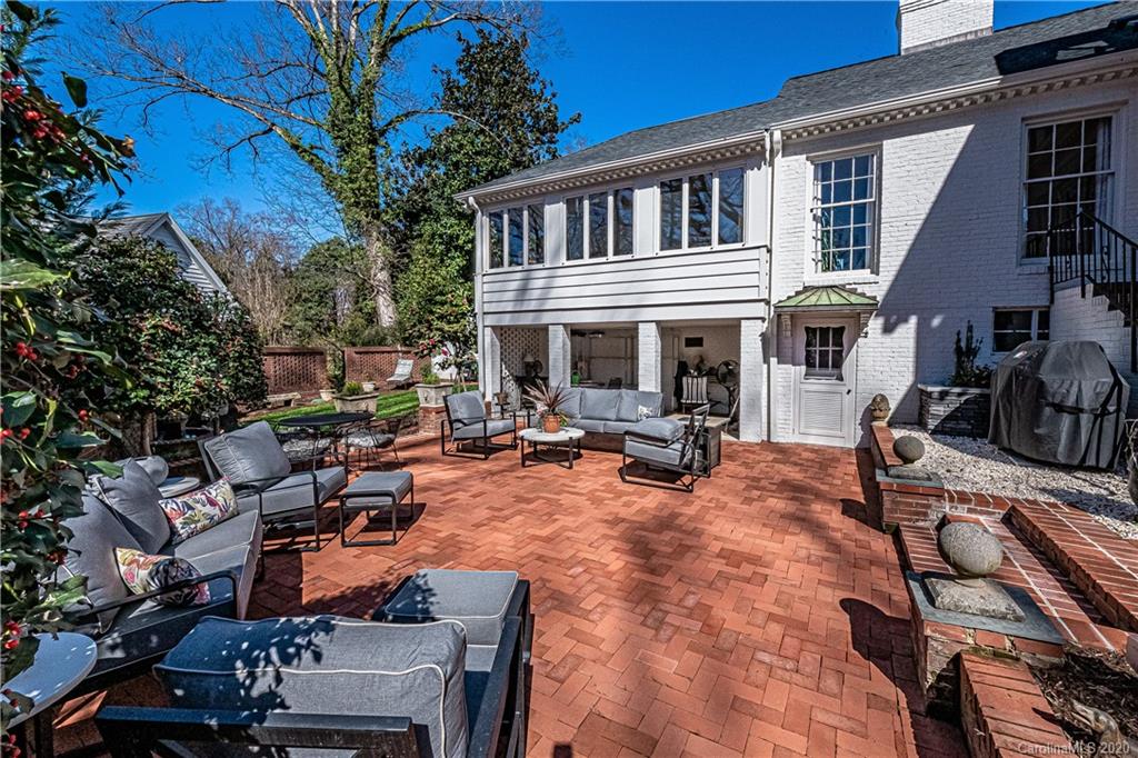 2018 Sharon Road Charlotte, NC 28207 - Photo 36 of 41 Gallery Image 36
