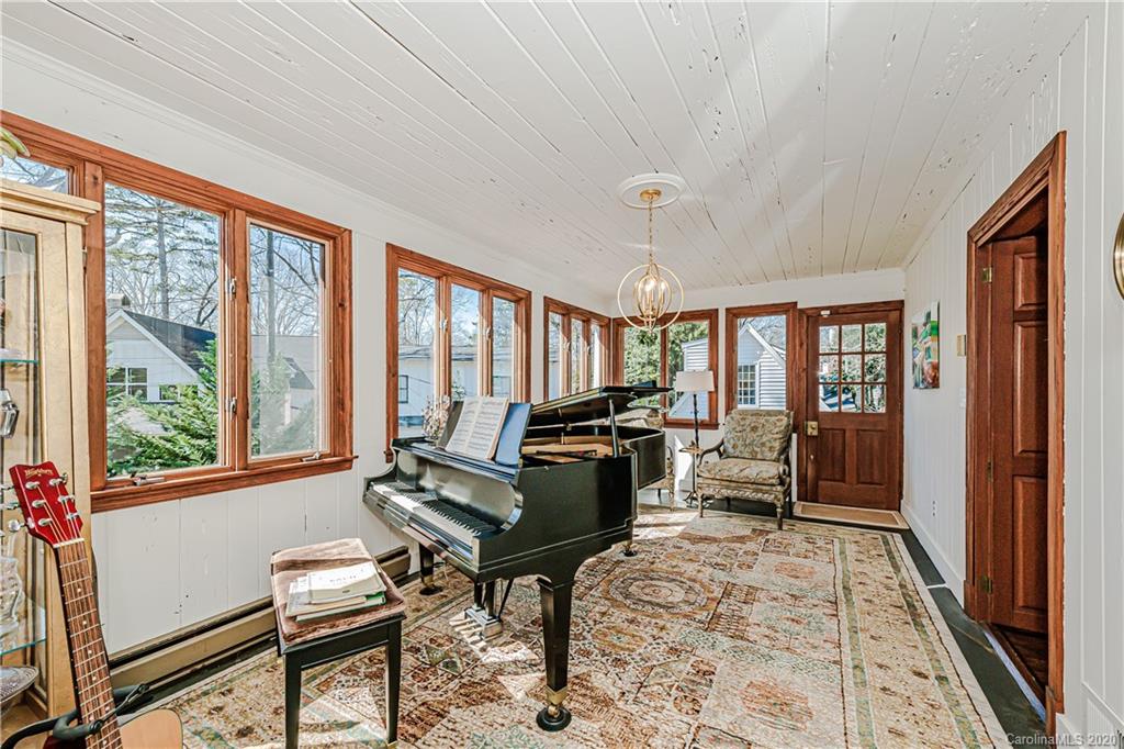 2018 Sharon Road Charlotte, NC 28207 - Photo 10 of 41 Gallery Image 10
