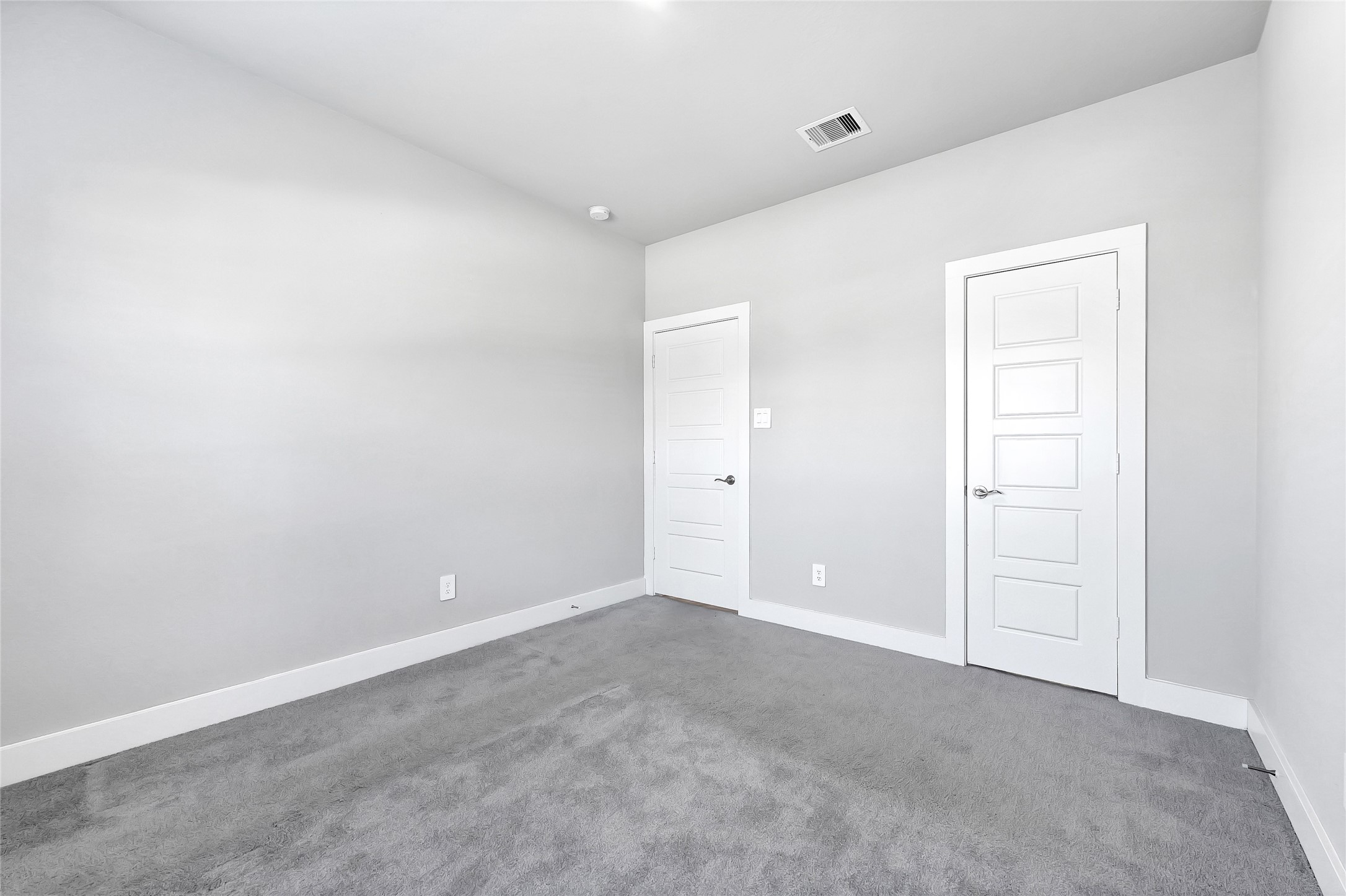 10329 South Goshawk Trail Conroe, TX 77385 - Photo 24 of 46 a view of an empty room