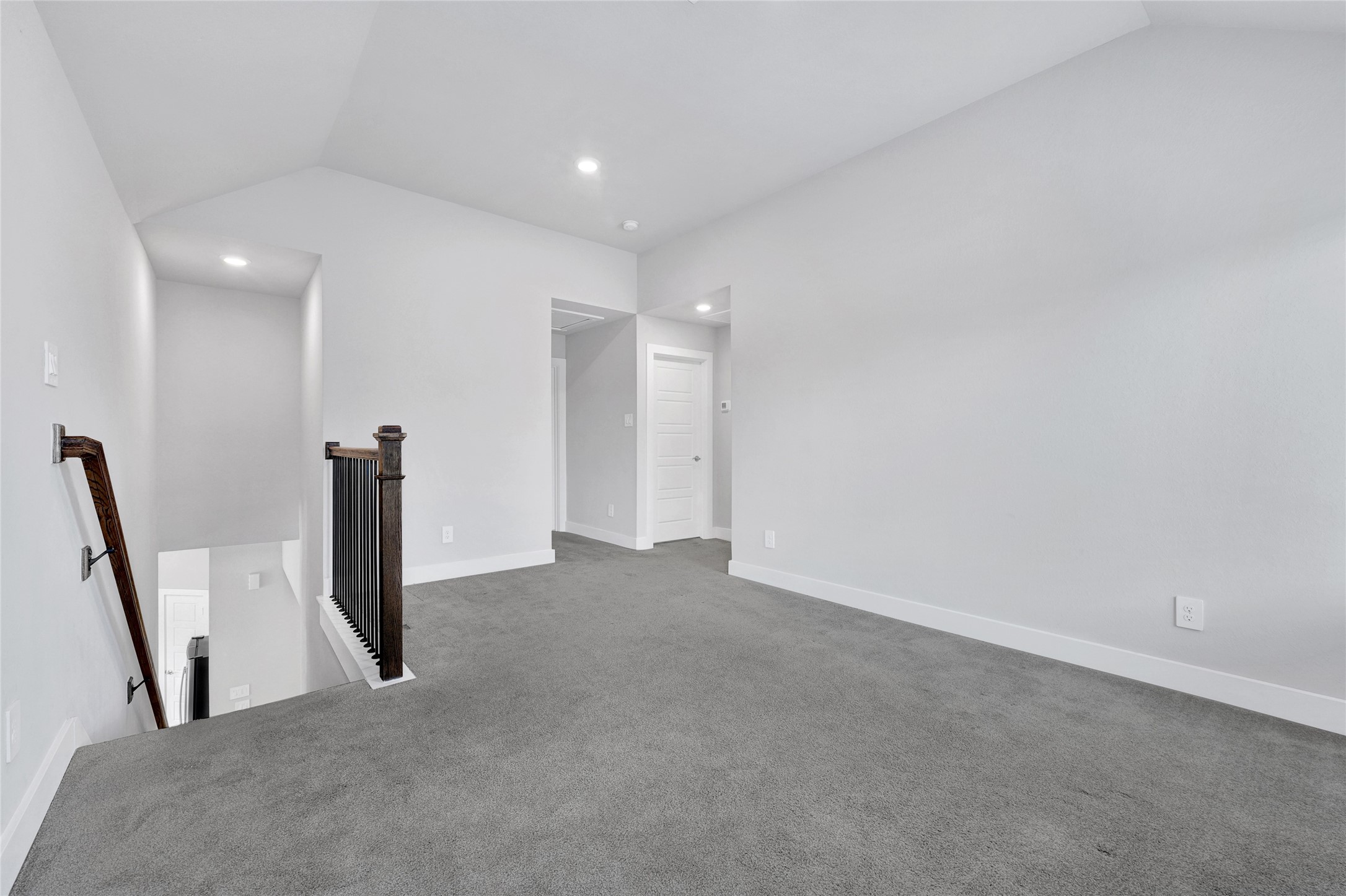 10329 South Goshawk Trail Conroe, TX 77385 - Photo 28 of 46 a view of an empty room