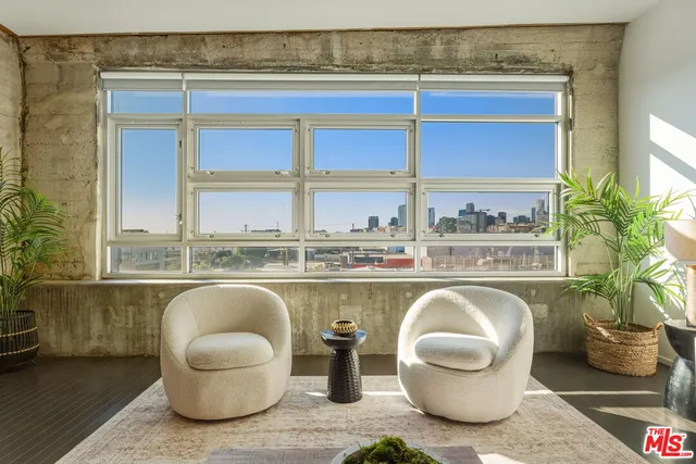 $989,000 | 530 South Hewitt Street, Unit 539, Los Angeles, CA 90013