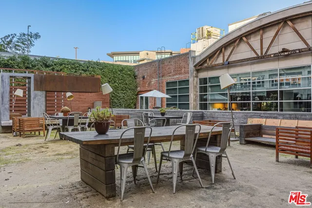 $989,000 | 530 South Hewitt Street, Unit 539, Los Angeles, CA 90013