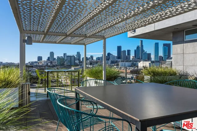 $989,000 | 530 South Hewitt Street, Unit 539, Los Angeles, CA 90013
