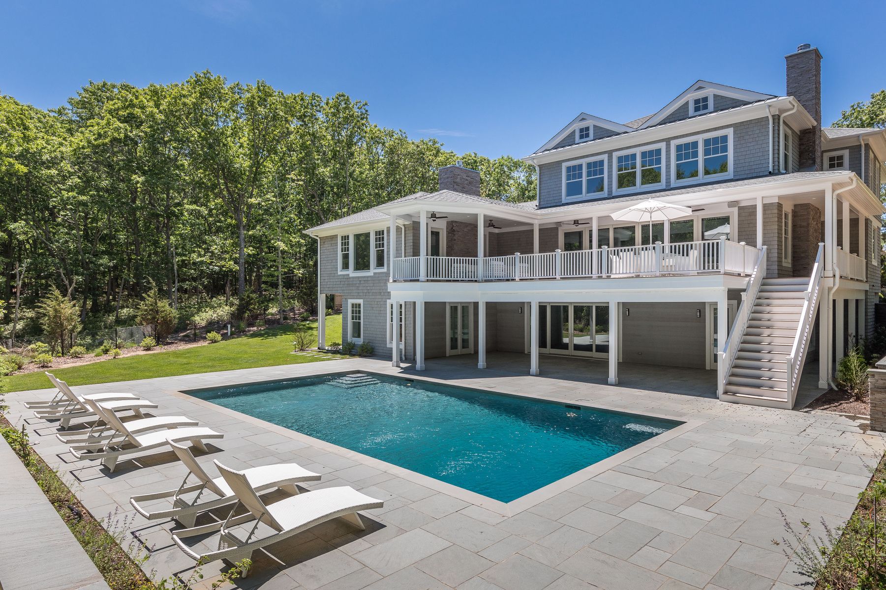 2 Sunninghill Road Southampton, NY 11968 - Photo 1 of 18