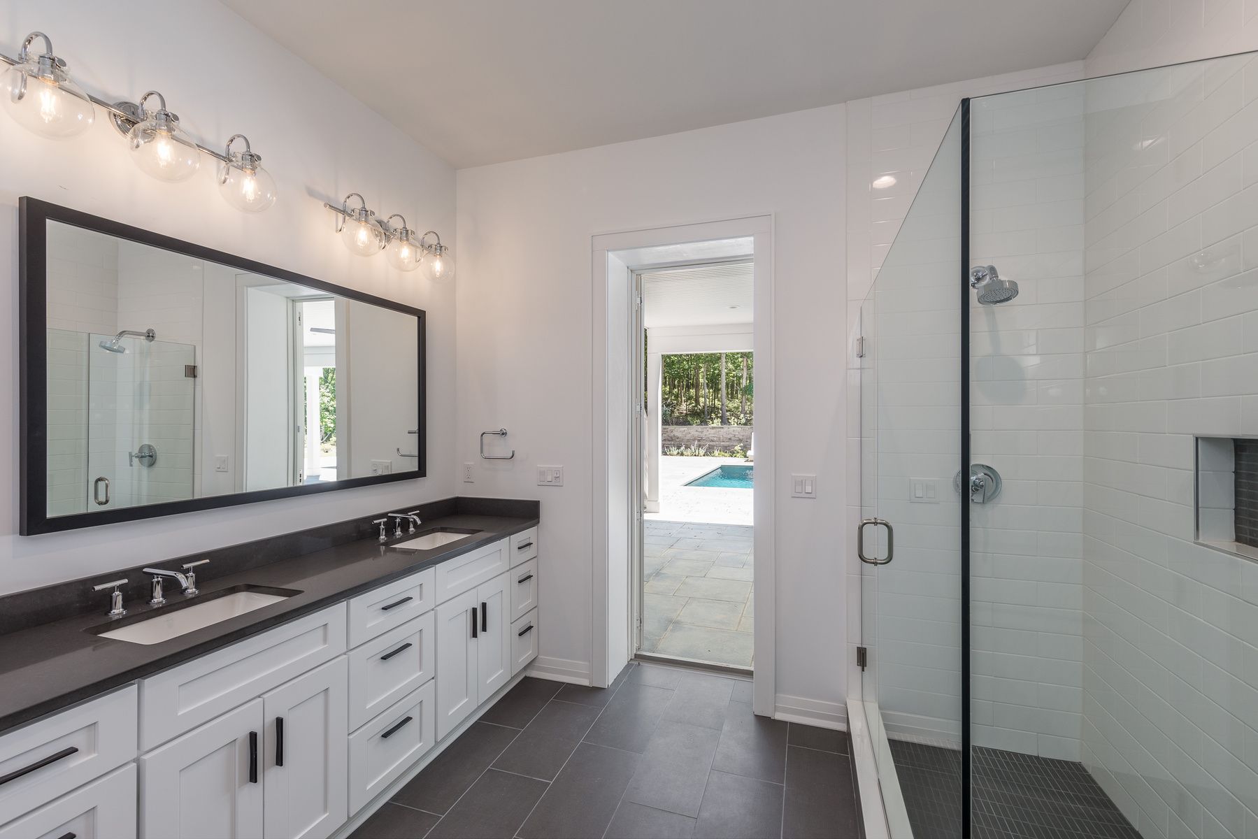 2 Sunninghill Road Southampton, NY 11968 - Photo 14 of 18