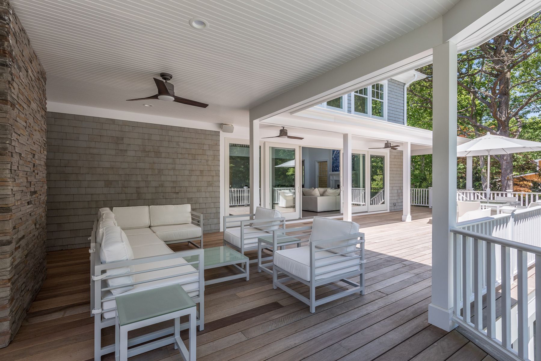 2 Sunninghill Road Southampton, NY 11968 - Photo 16 of 18