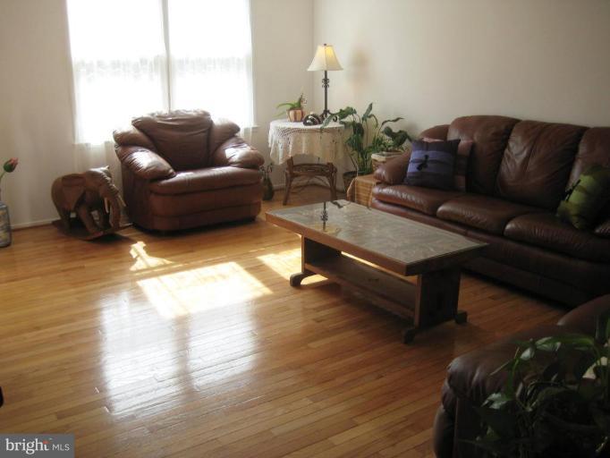 167 Annandale Road Falls Church, VA 22046 - Photo 10 of 21 Gleaming hardwood floors, sun filled LR!