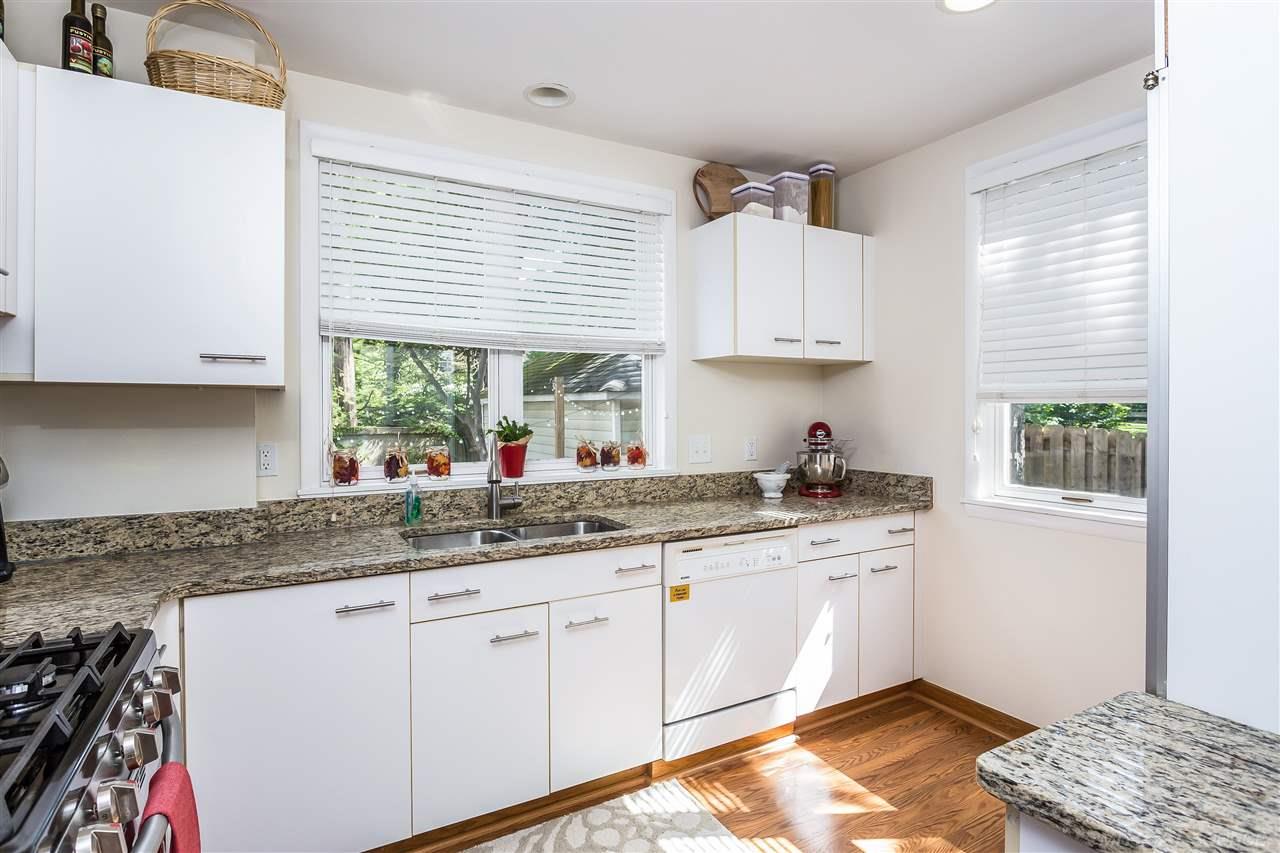 56 Mapleton Road Grosse Pointe, MI 48236 - Photo 14 of 45 31330220-13.JPG