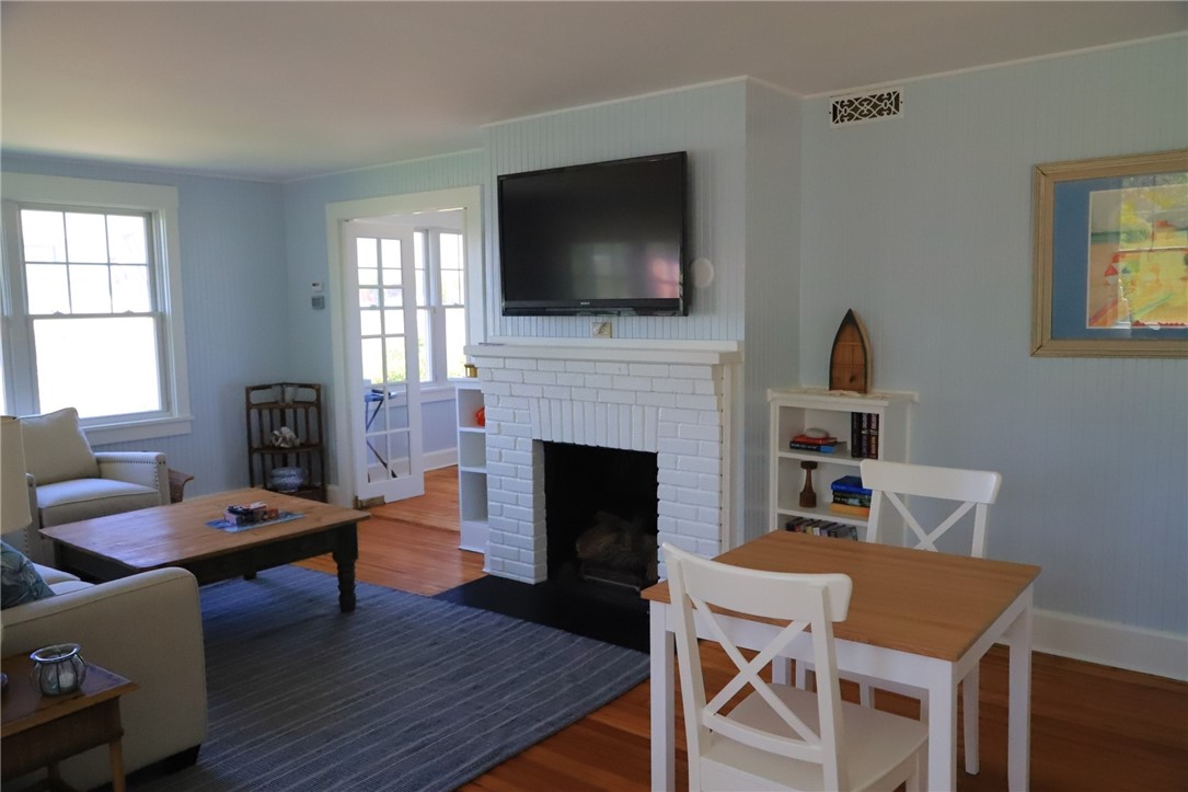 9 Pasadena Avenue Westerly, RI 02891 - Photo 12 of 21