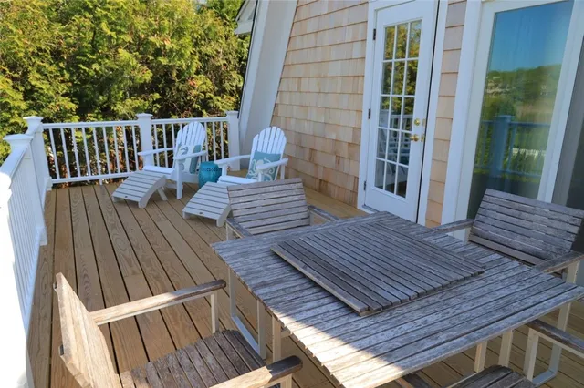 $3,000 | 9 Pasadena Avenue, Westerly, RI 02891