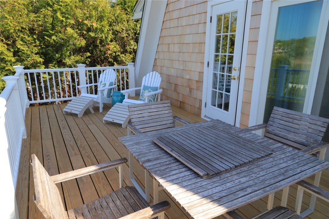9 Pasadena Avenue Westerly, RI 02891 - Photo 17 of 21
